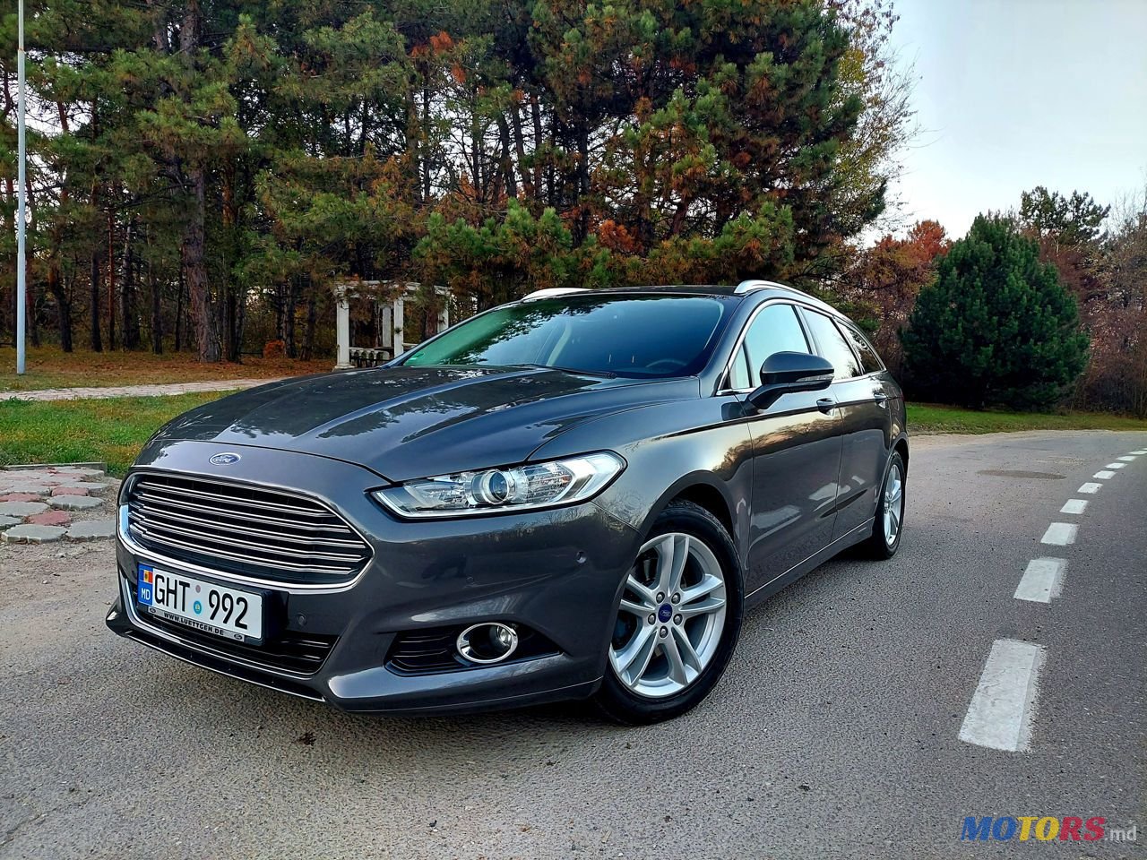 2014' Ford Mondeo photo #1