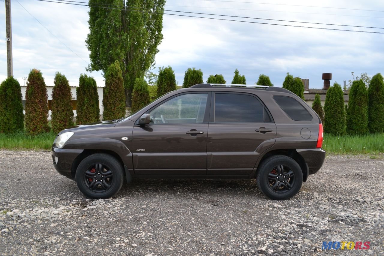 2005' Kia Sportage photo #3