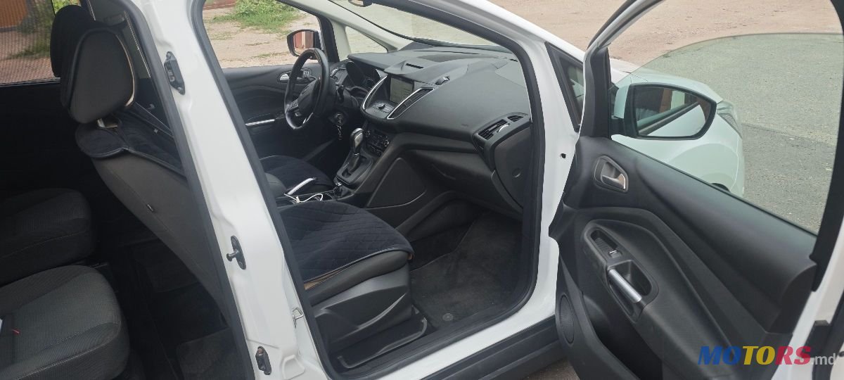 2017' Ford Grand C-MAX photo #2