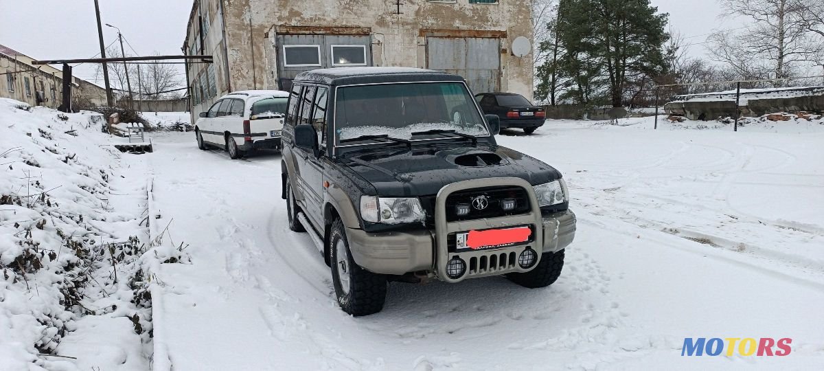 2000' Hyundai Galloper photo #2