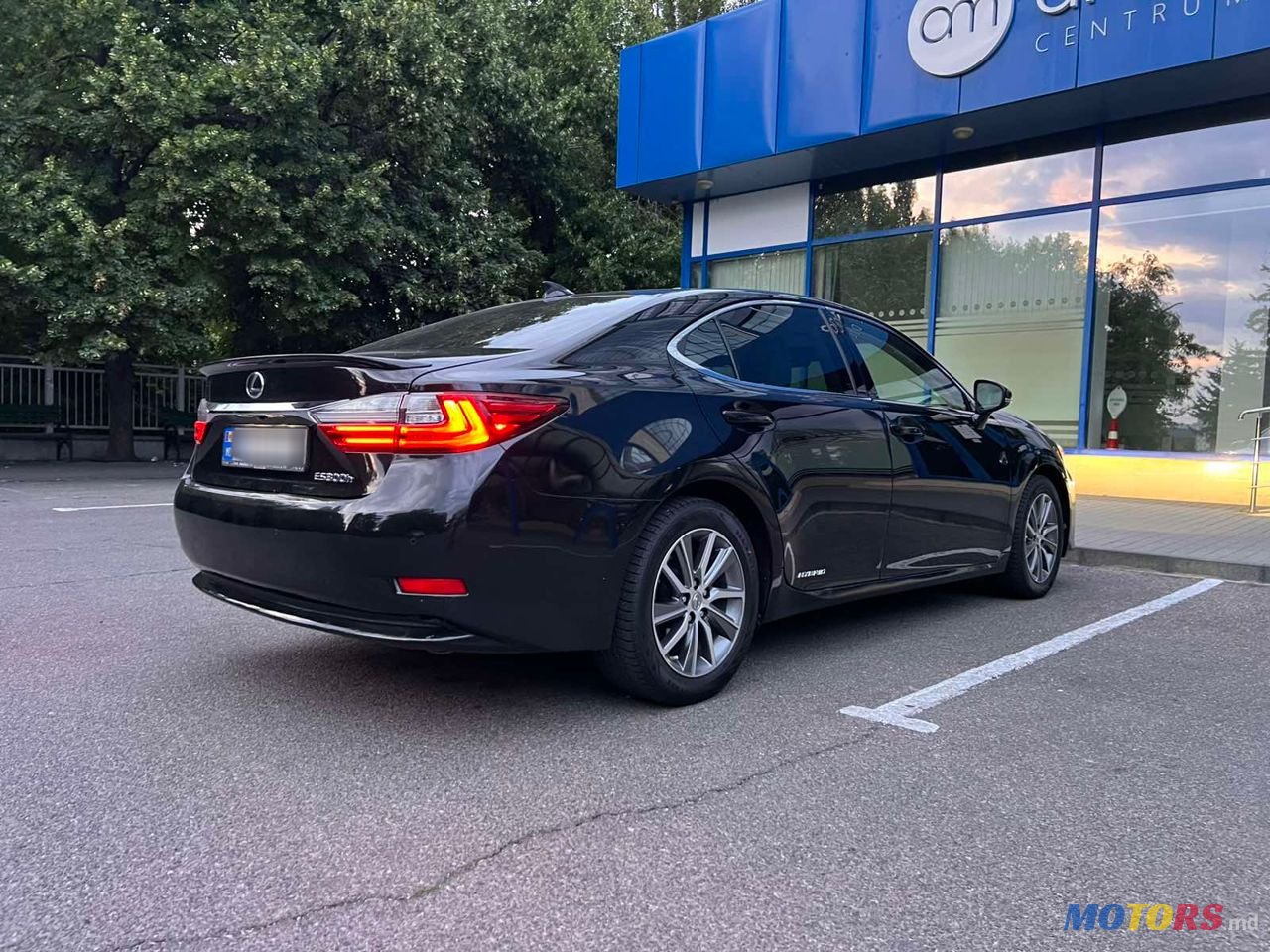 2015' Lexus Es Series photo #3