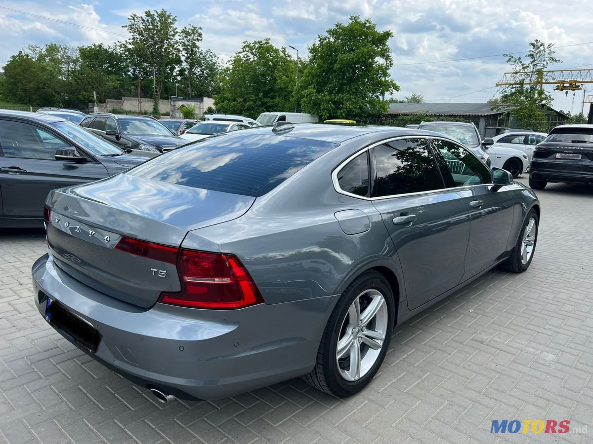 2018' Volvo S90 photo #2