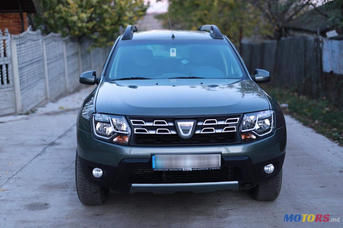 2013' Dacia Duster photo #2