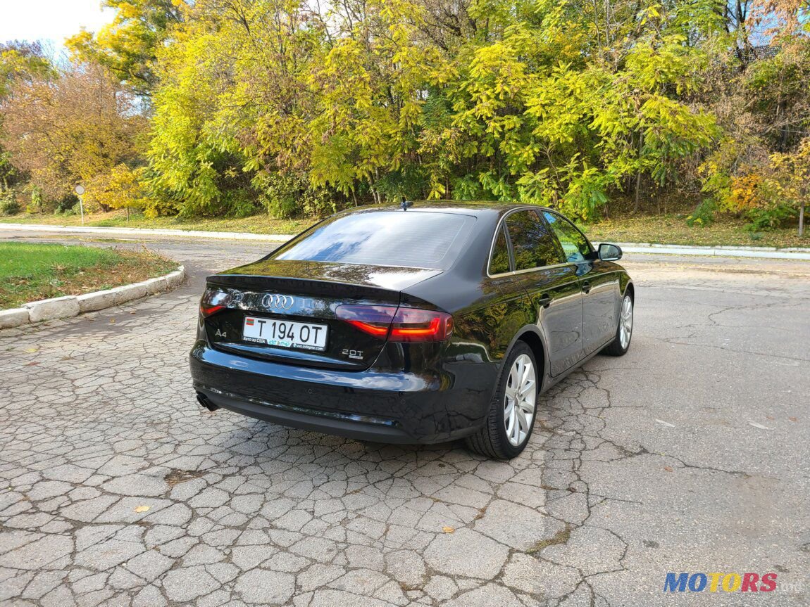 2012' Audi A4 photo #5