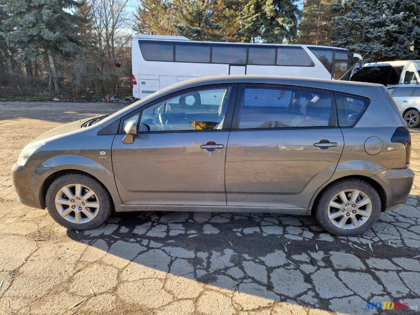 2005' Toyota Corolla Verso Universal photo #2