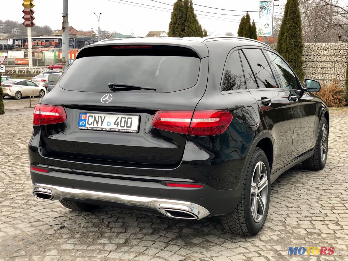 2017' Mercedes-Benz Glc photo #3