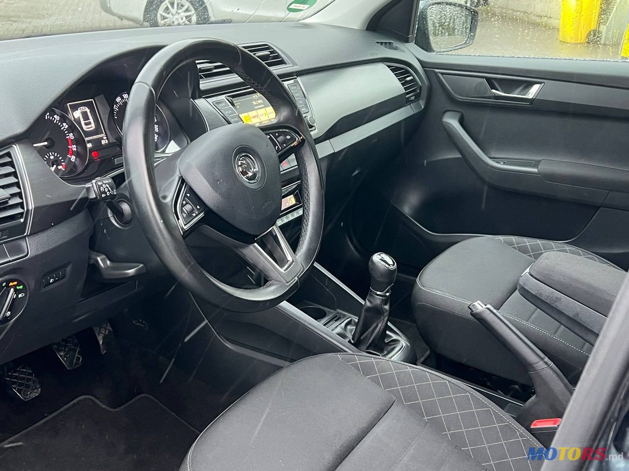 2015' Skoda Fabia photo #5