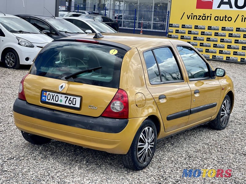 2002' Renault Clio photo #4