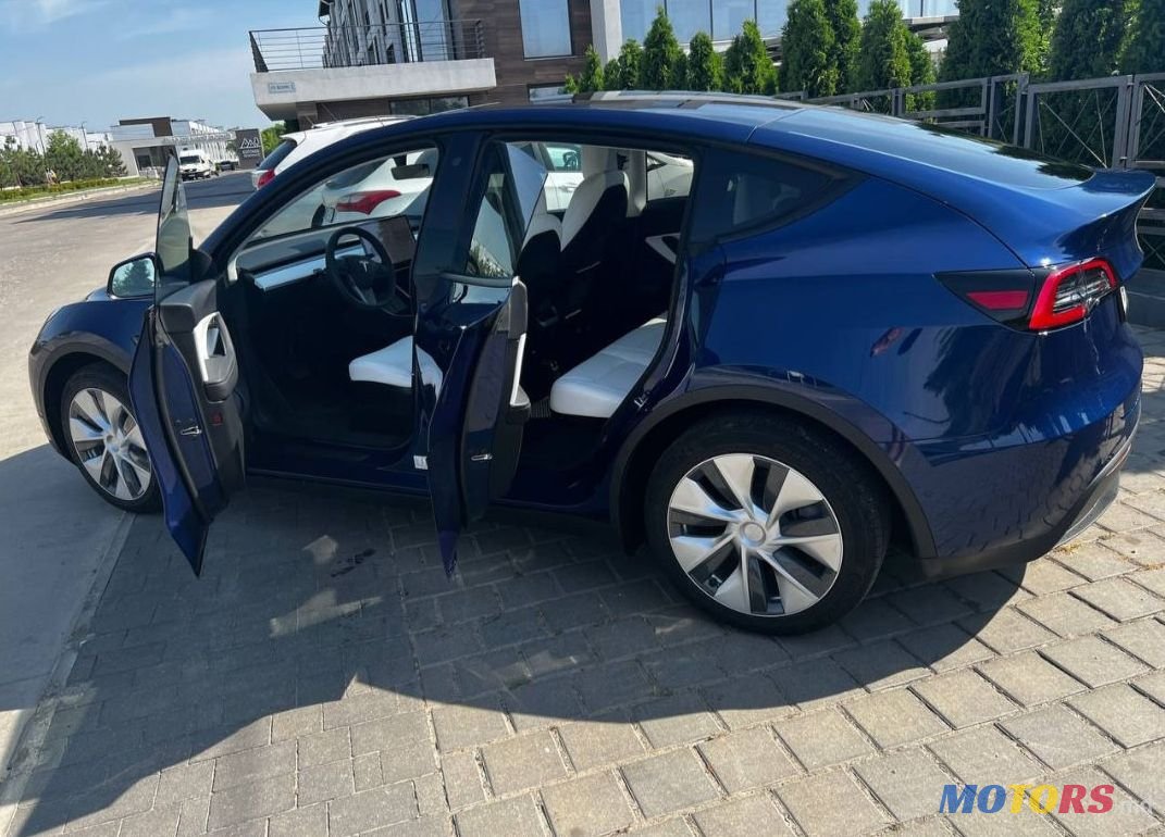 2020' Tesla Model Y photo #5