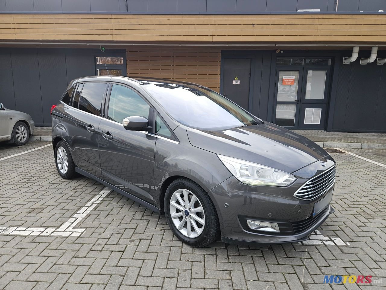 2016' Ford Grand C-MAX photo #1