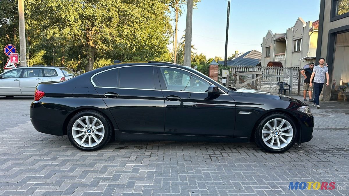 2014' BMW 5 Series photo #4