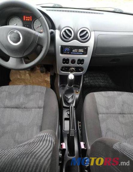 2010' Dacia Logan Mcv photo #2