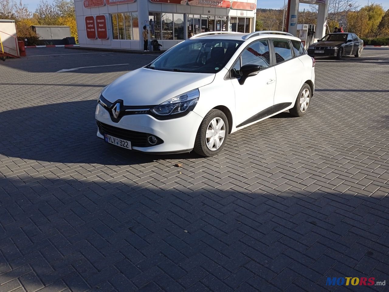 2014' Renault Clio photo #1