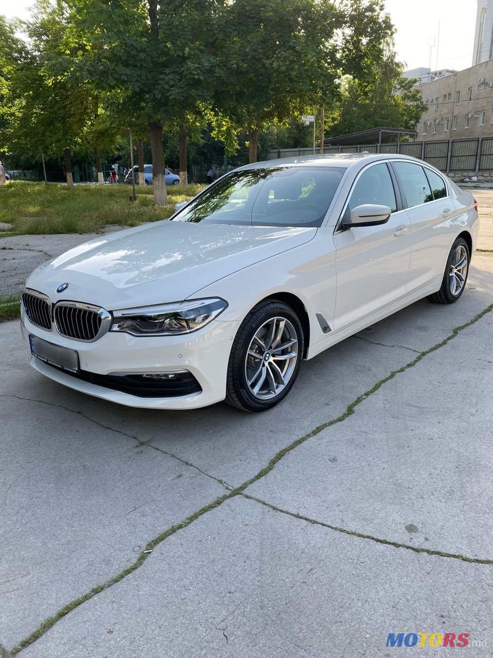 2020' BMW 5 Series photo #1