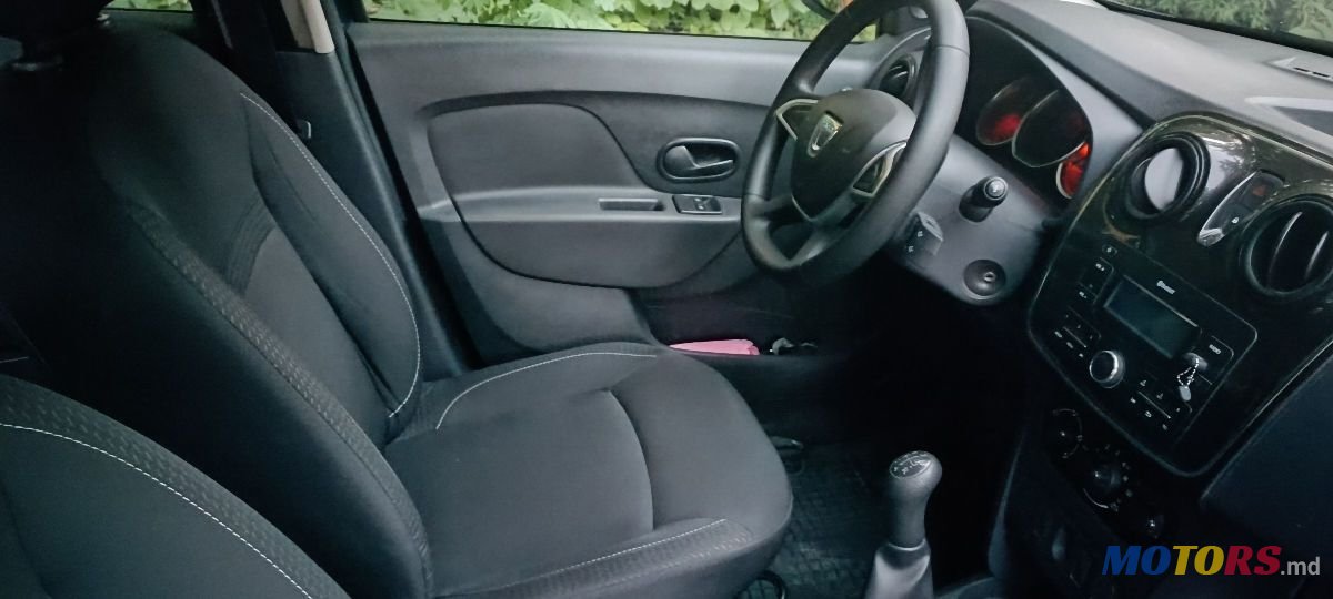 2019' Dacia Logan photo #2