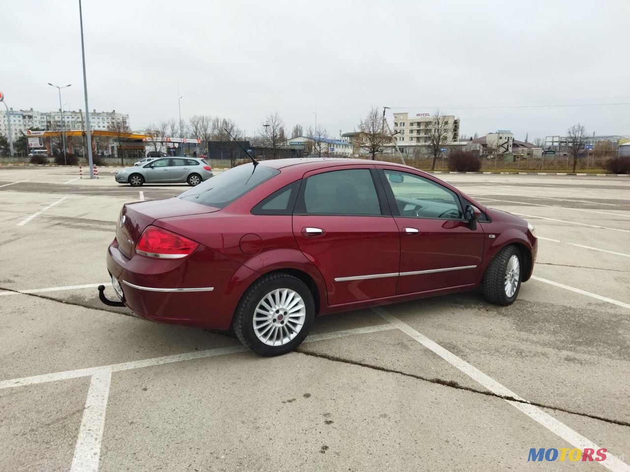 2009' Fiat Linea photo #2