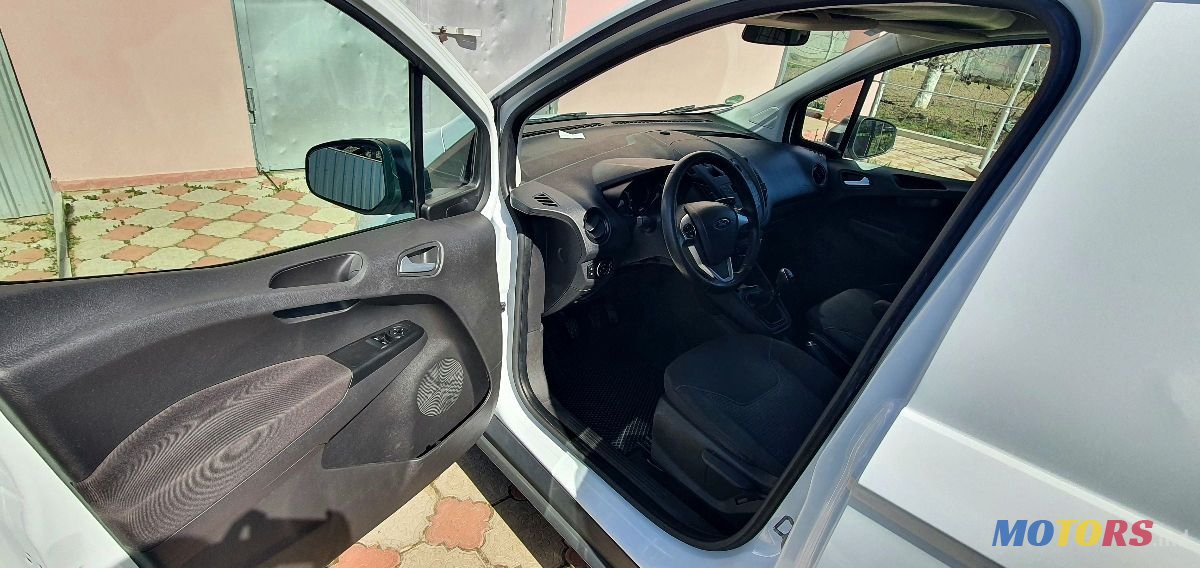 2018' Ford Transit Courier photo #4