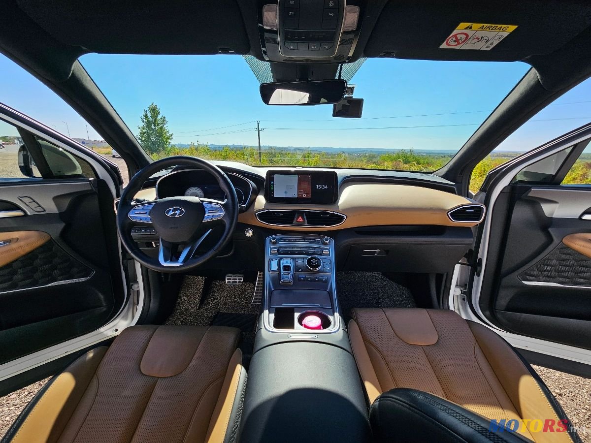 2020' Hyundai Santa Fe photo #6