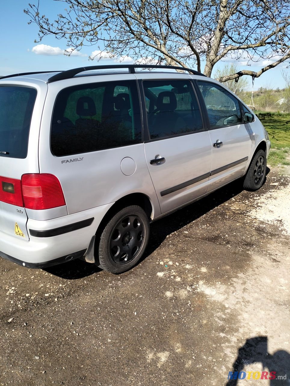 2001' Volkswagen Sharan photo #2