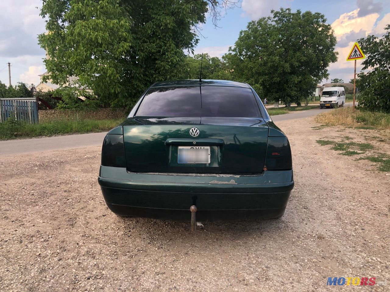 2001' Volkswagen Passat photo #3