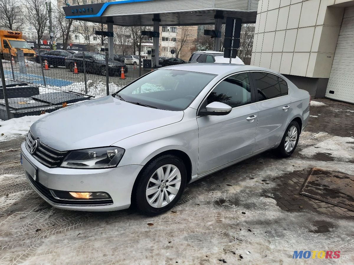 2014' Volkswagen Passat photo #1