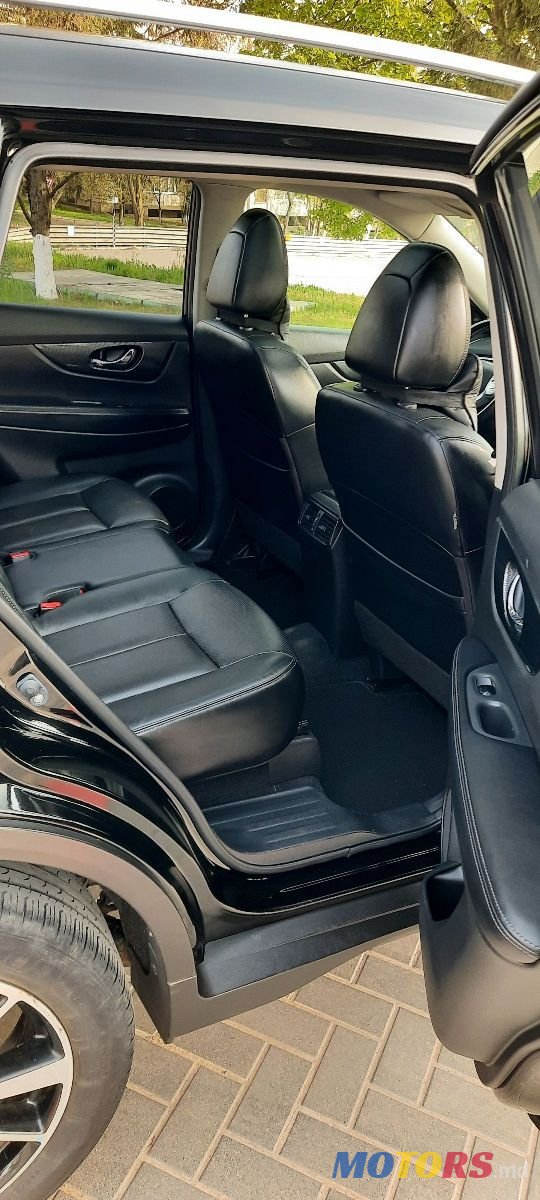 2015' Nissan X-Trail photo #5