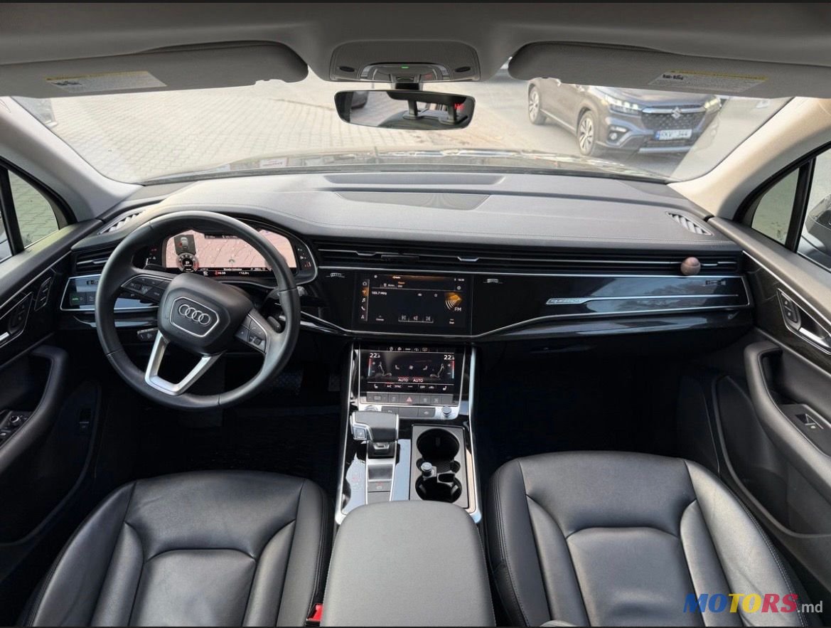 2023' Audi Q7 photo #5