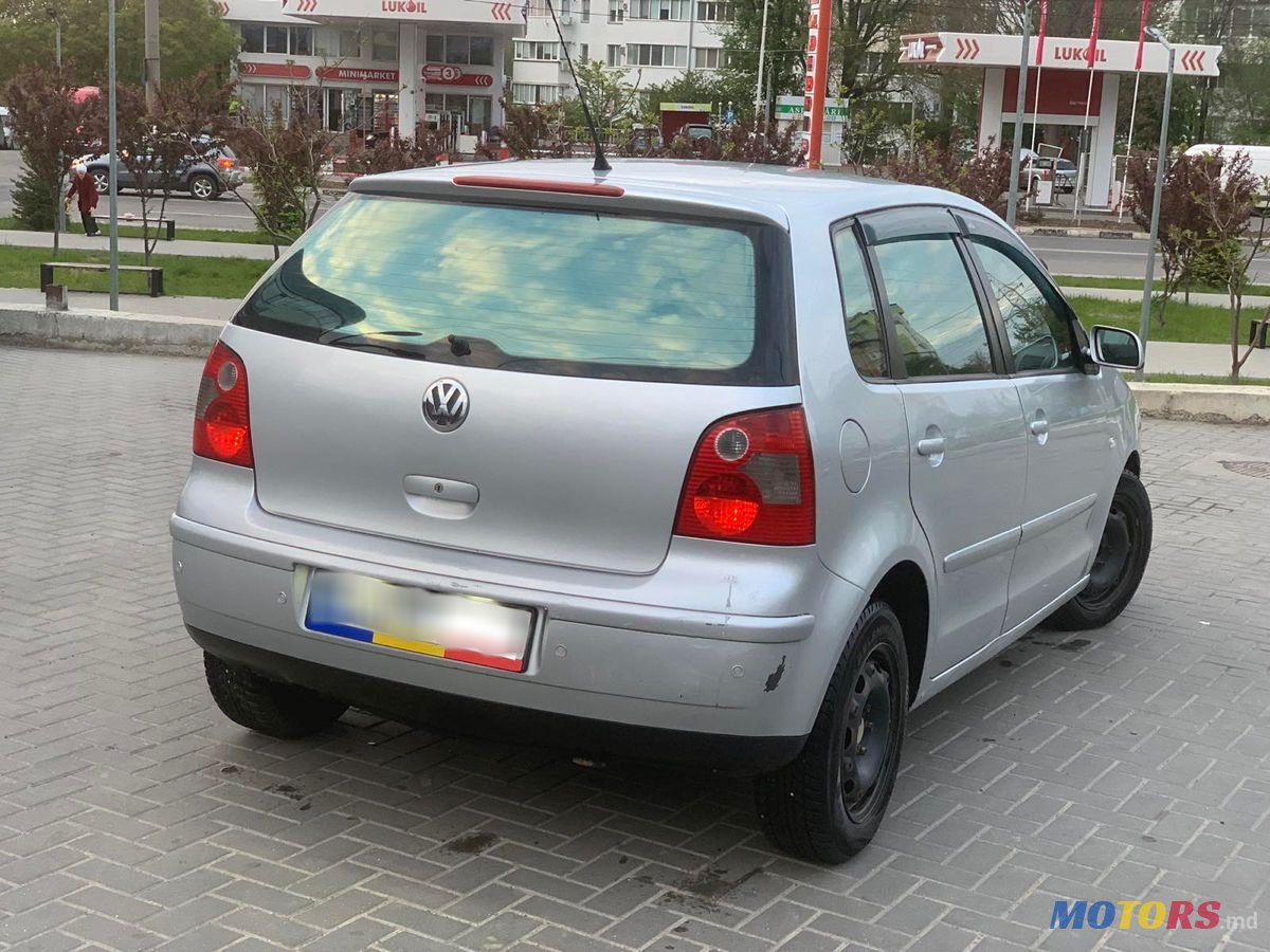 2004' Volkswagen Polo photo #6