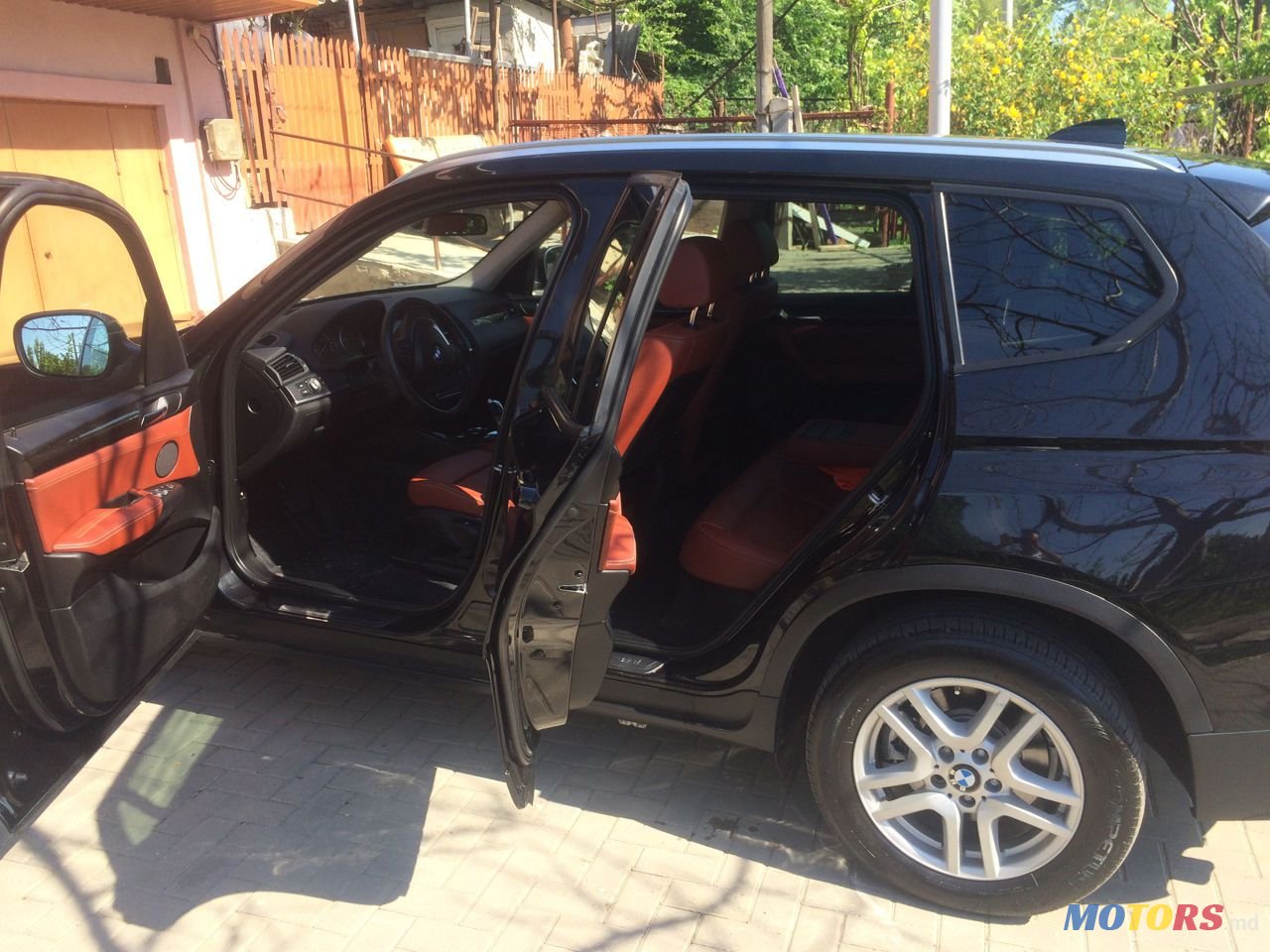 2011' BMW X3 photo #2