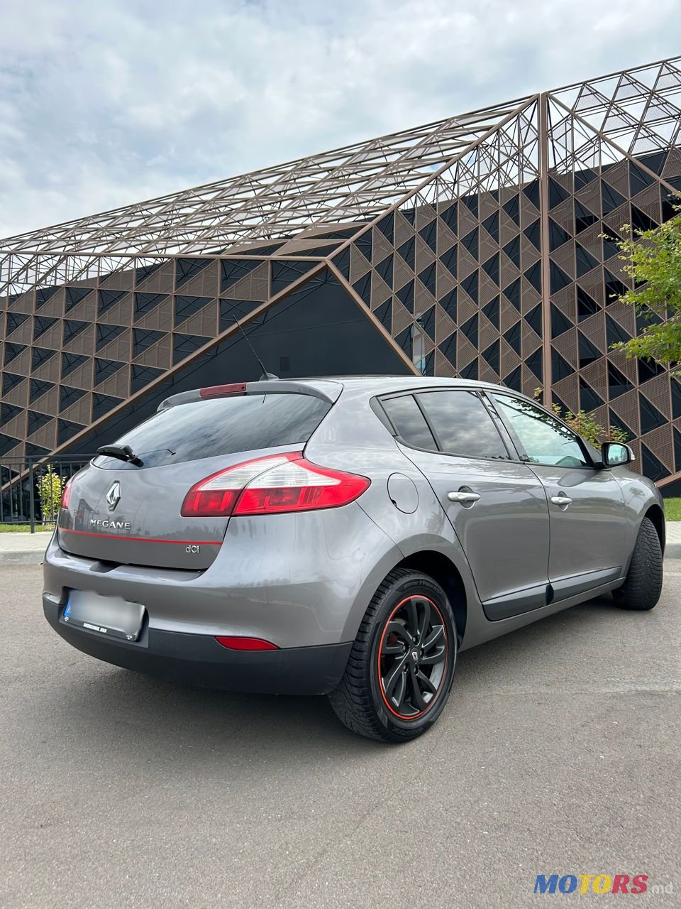 2010' Renault Megane photo #3