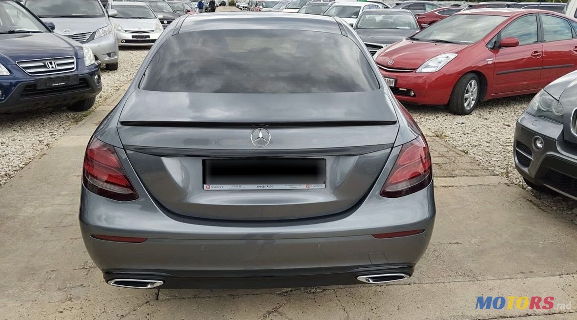 2016' Mercedes-Benz E-Class photo #4