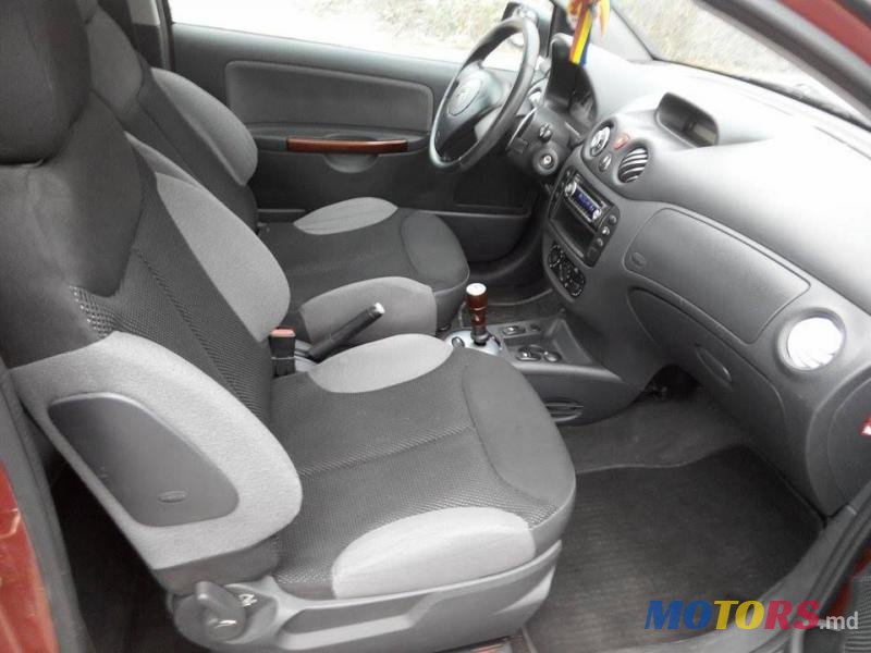 2004' Citroen C2 photo #3