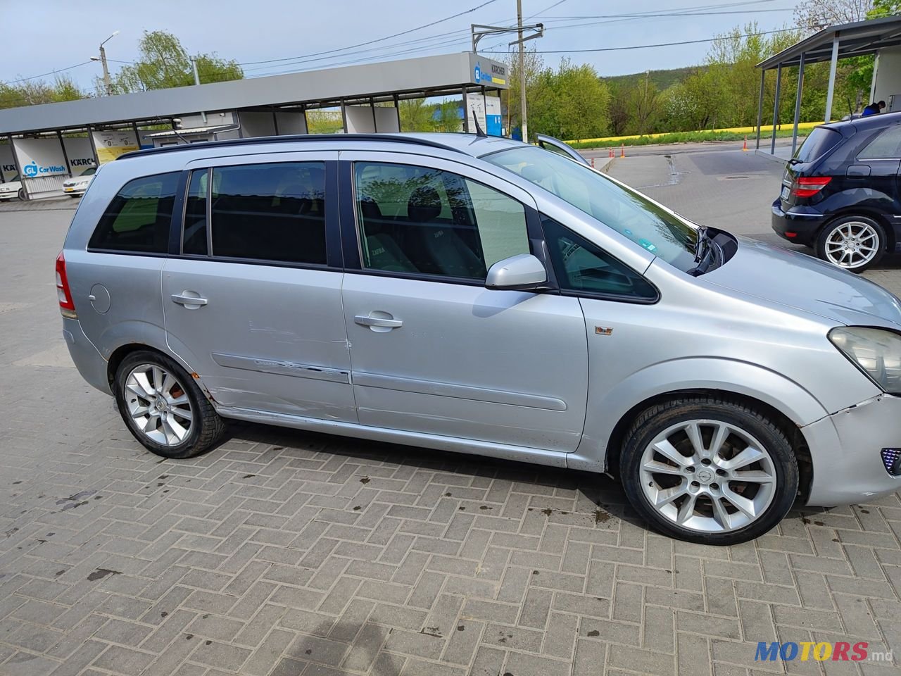 2008' Opel Zafira photo #2