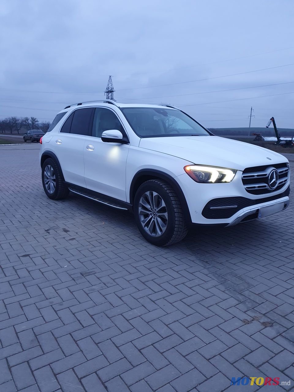 2020' Mercedes-Benz GLE photo #6