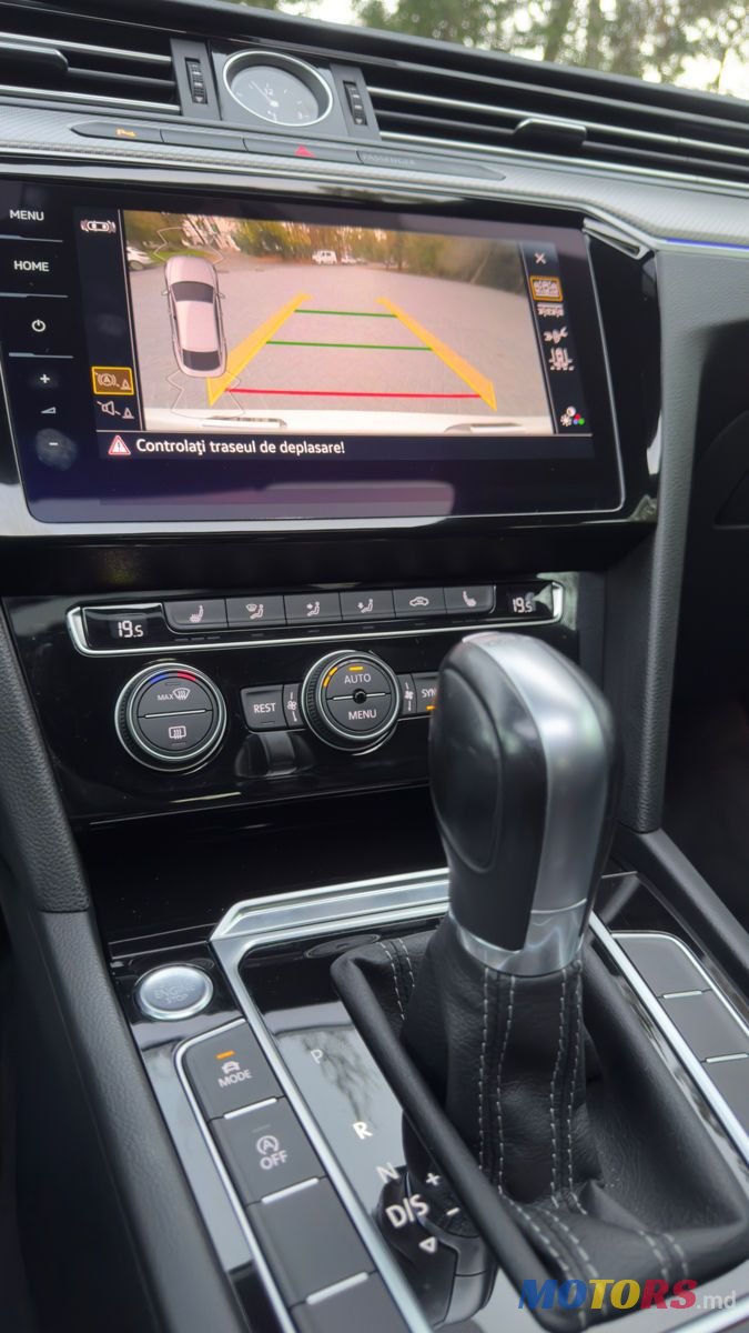 2019' Volkswagen Arteon photo #6