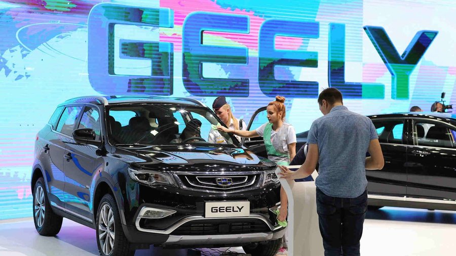 Geely Allegedly Tried To Buy FCA Before Purchasing Daimler Stock