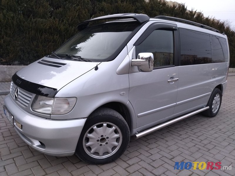 2003' Mercedes-Benz V Класс photo #1