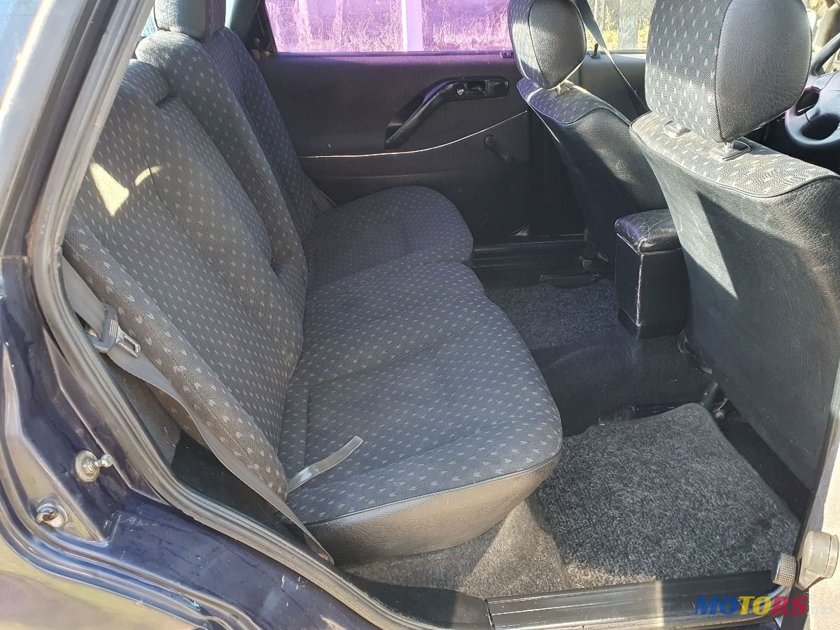 1994' Volkswagen Passat photo #6
