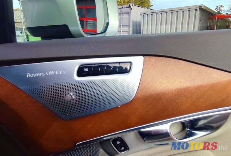 2015' Volvo XC90 photo #1