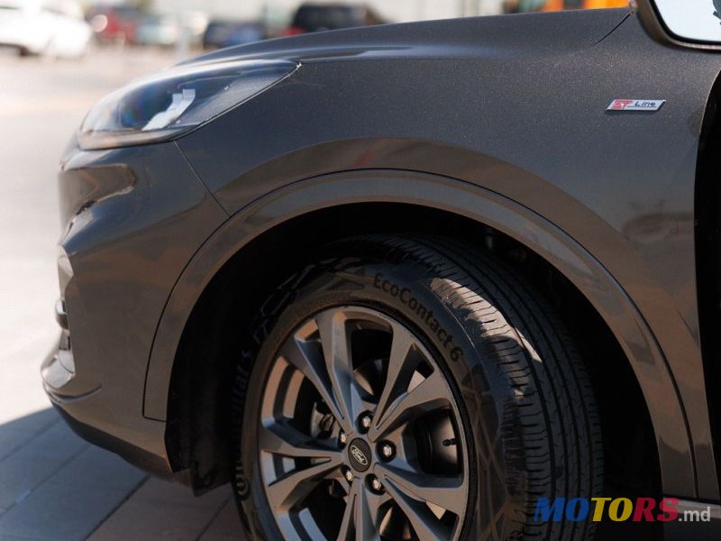 2021' Ford Kuga photo #5