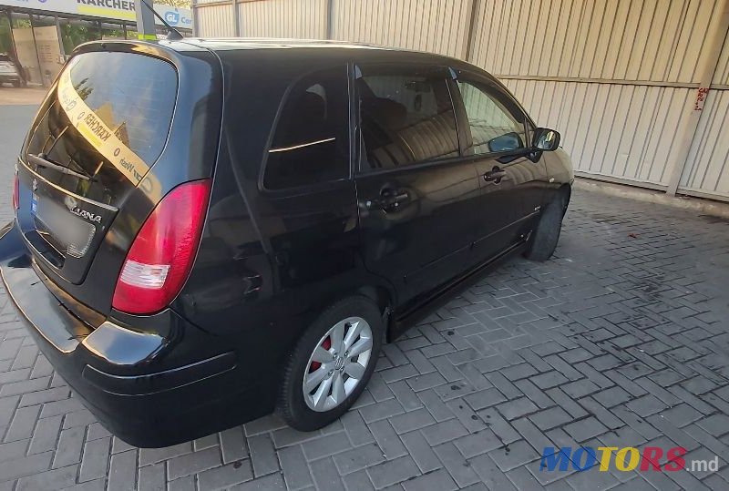 2004' Suzuki Liana photo #3