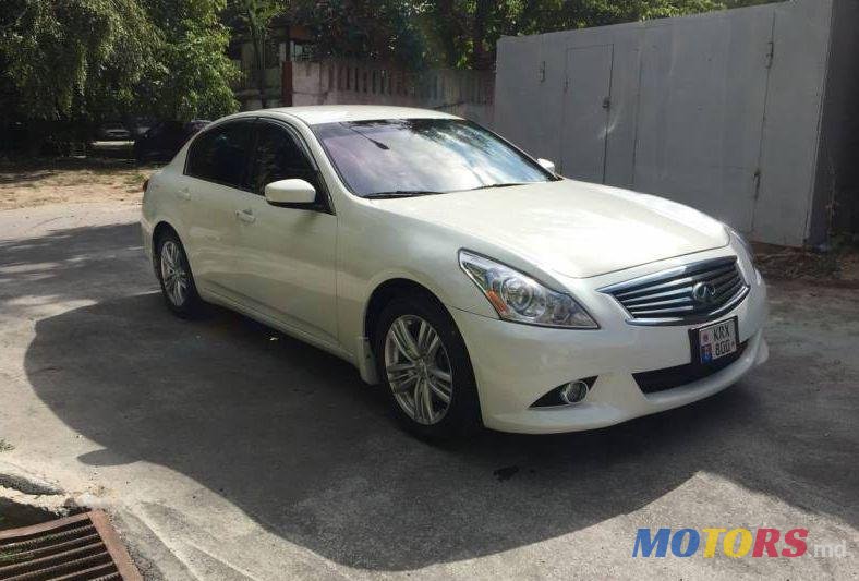 2011' Infiniti G photo #1