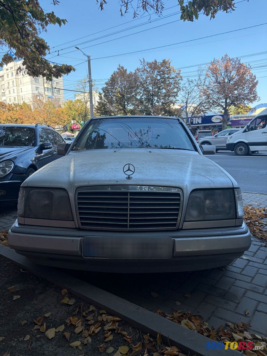 1995' Mercedes-Benz E-Class photo #2