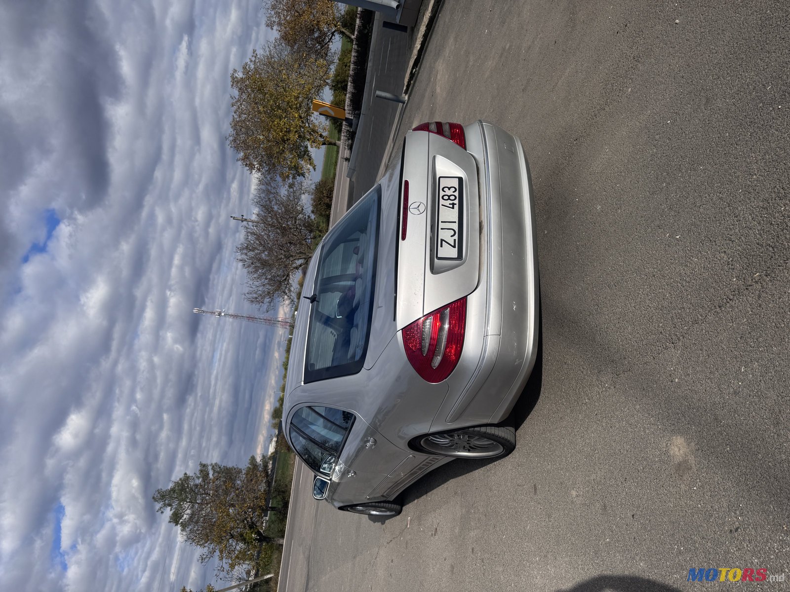 2004' Mercedes-Benz E 320 photo #1