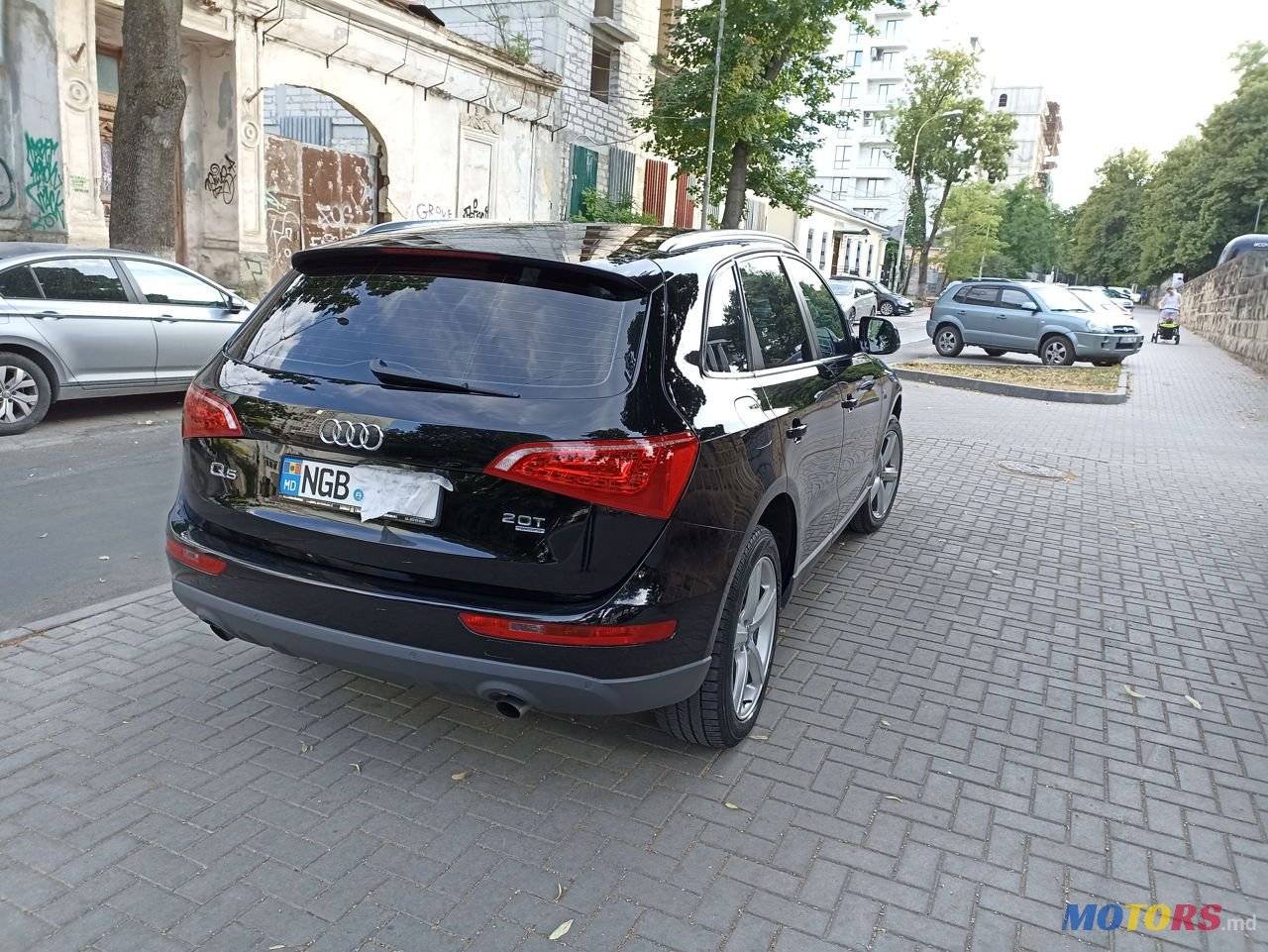 2010' Audi Q5 photo #3