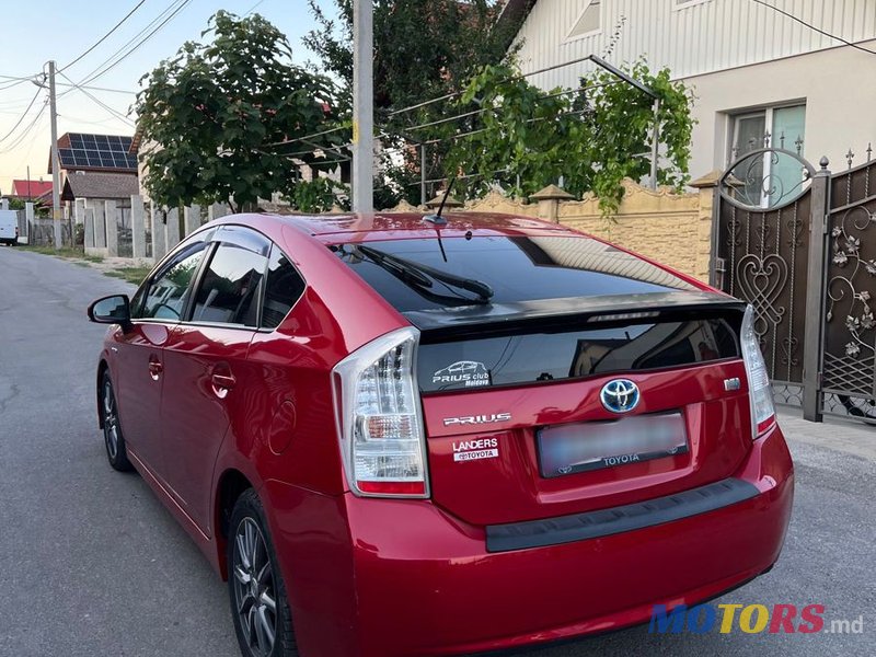 2010' Toyota Prius photo #3