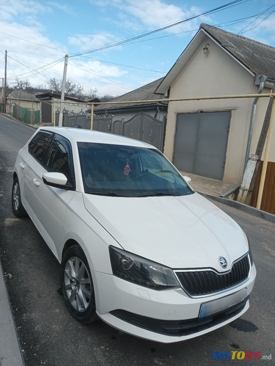 2015' Skoda Fabia photo #3