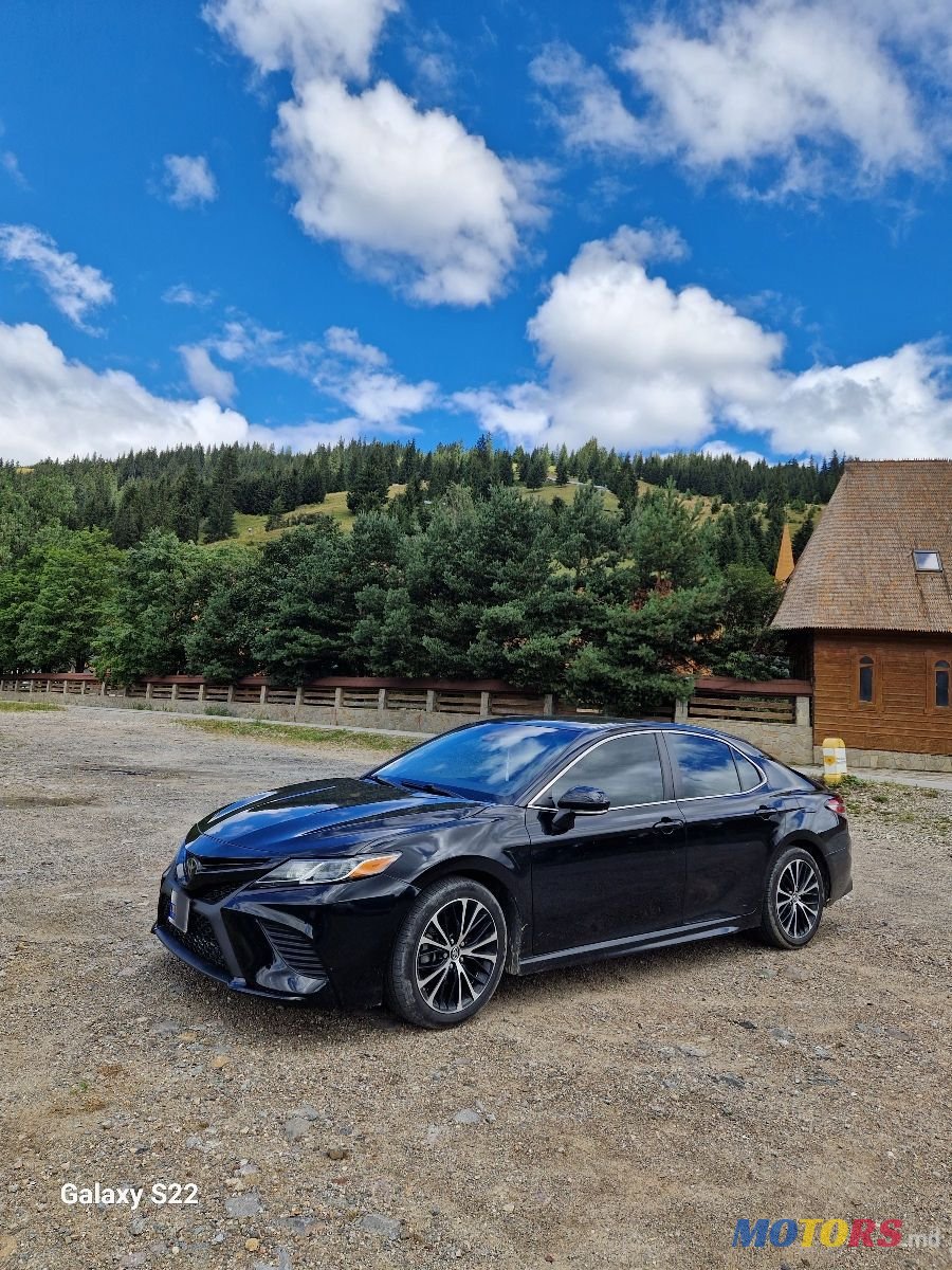 2017' Toyota Camry photo #1