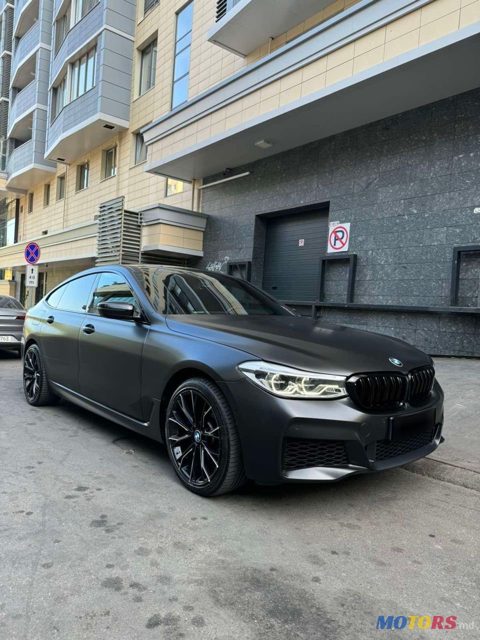 2018' BMW 5 Series photo #2