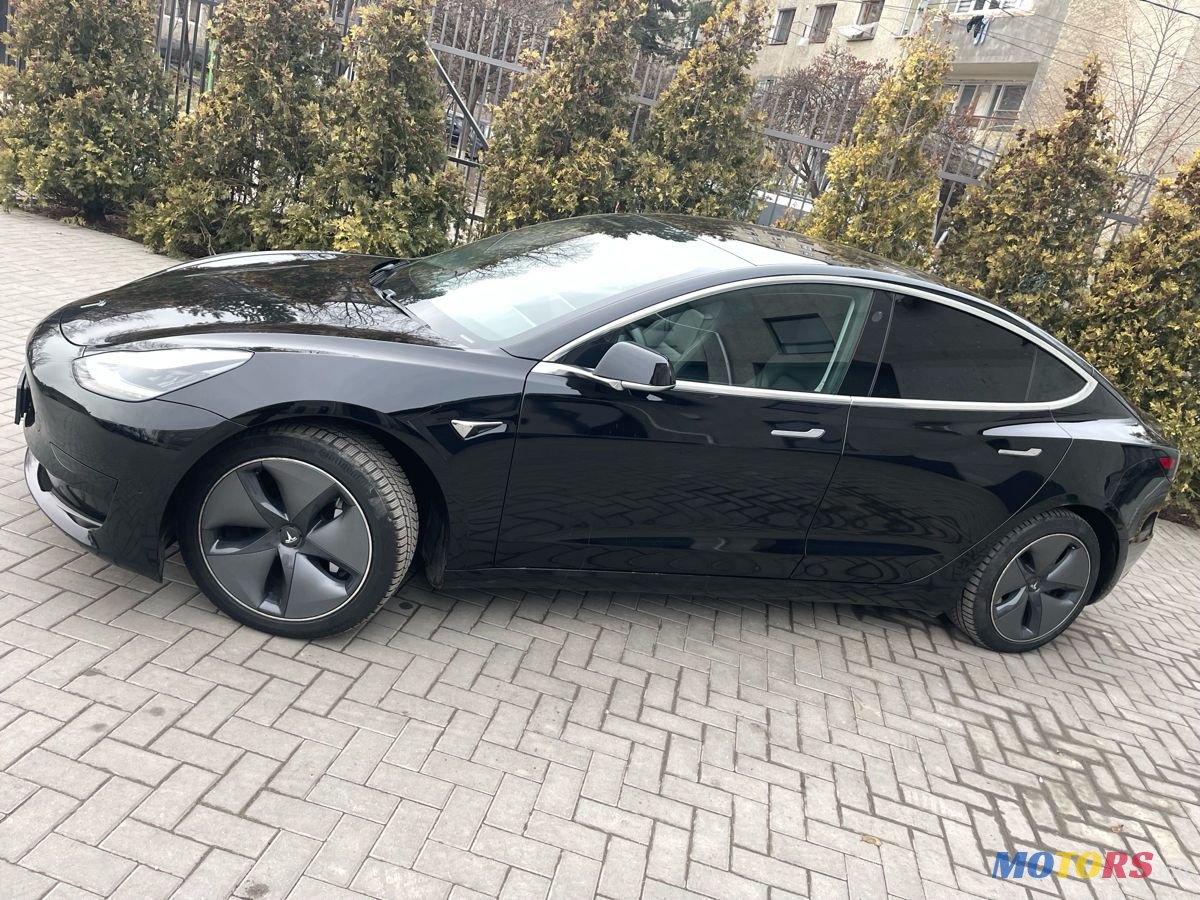 2019' Tesla Model 3 photo #3